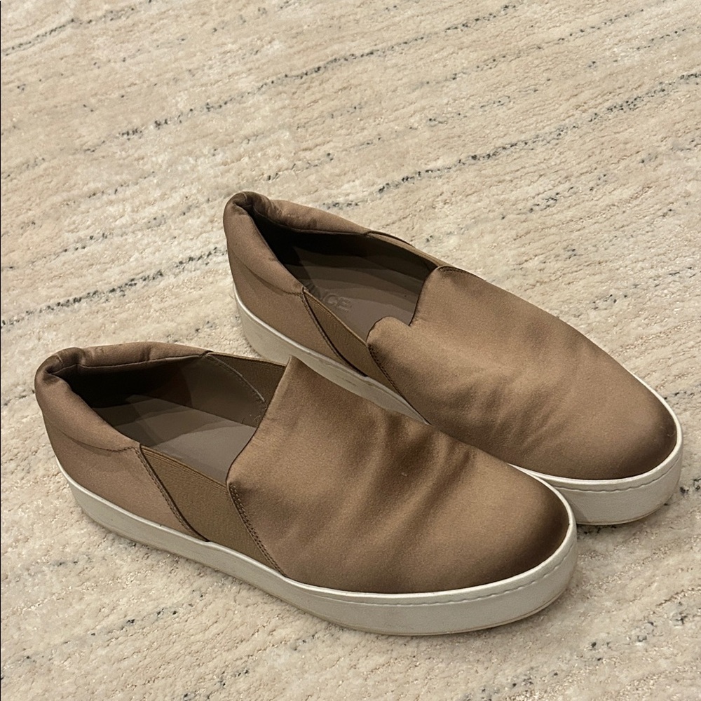VINCE Warren platform slip-on sneaker